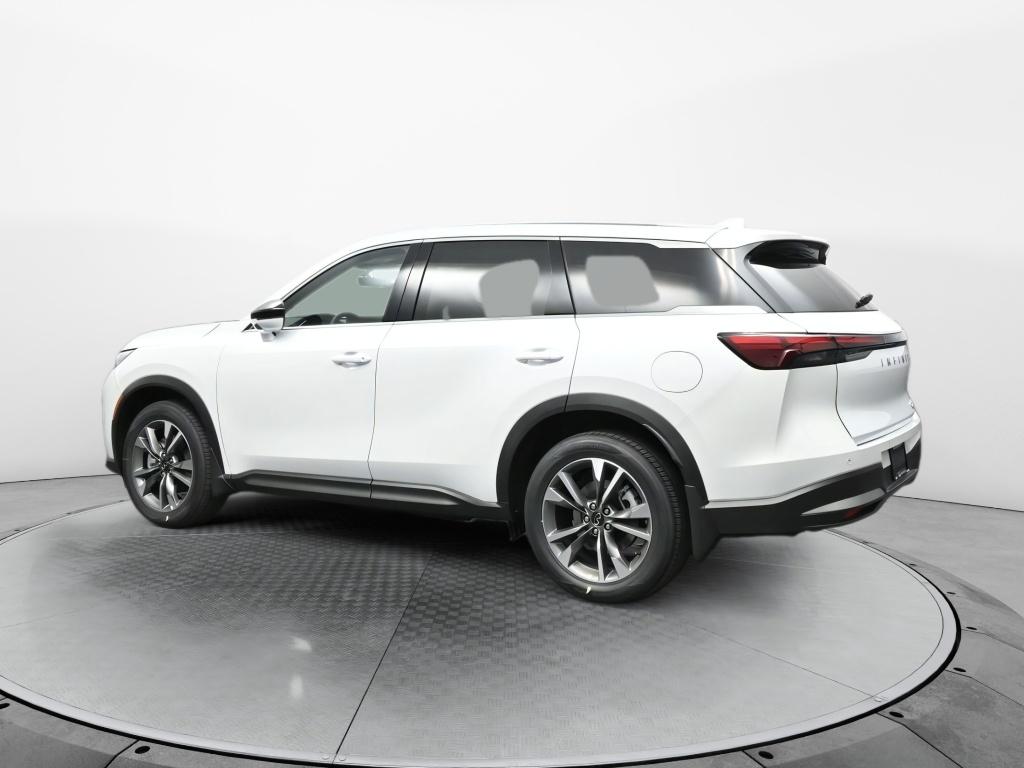 2026 Infiniti QX60 Pure photo 3