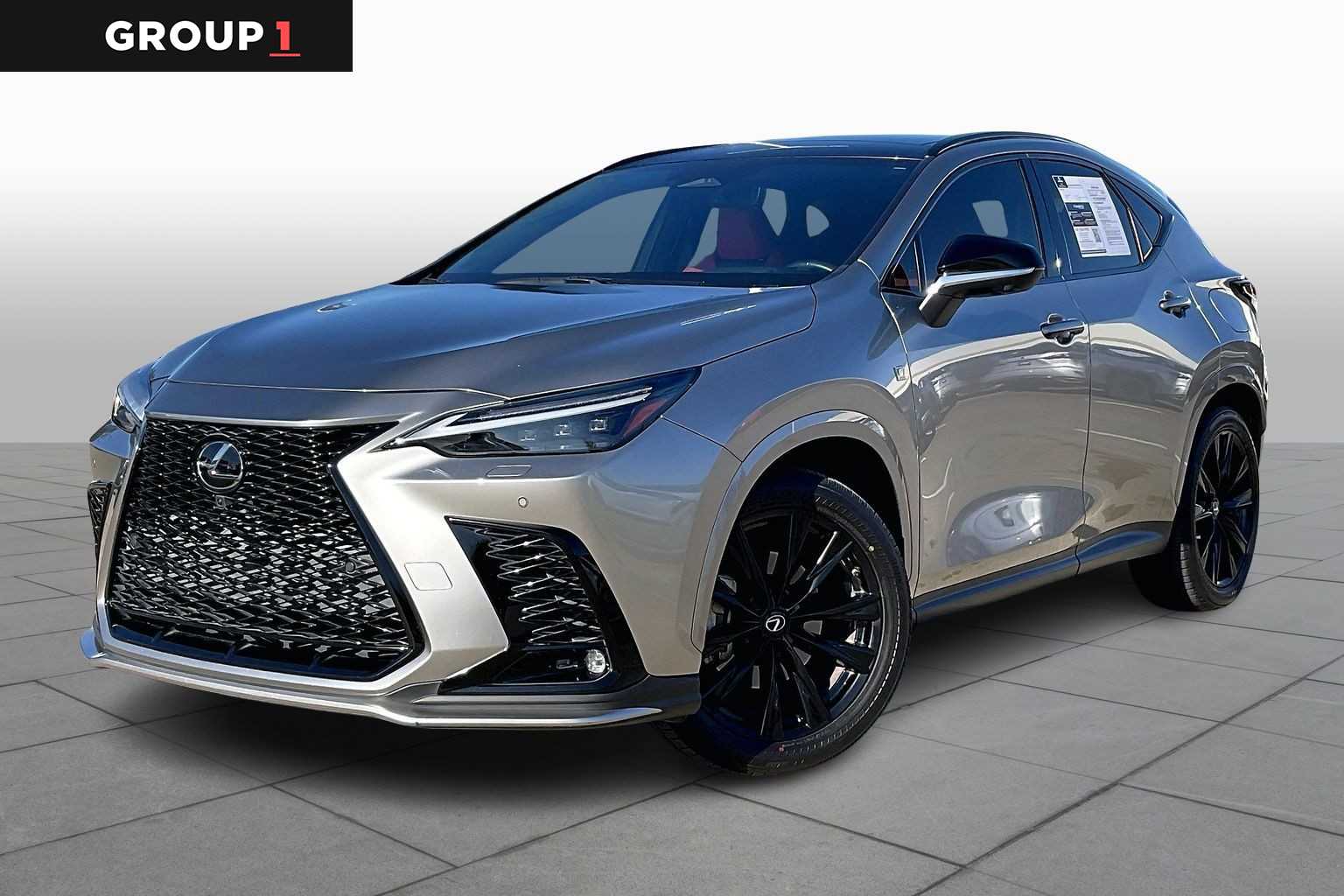 2022 Lexus NX 350's photo