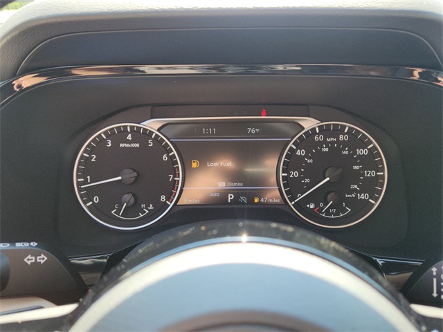 2025 Nissan Pathfinder SL photo 17