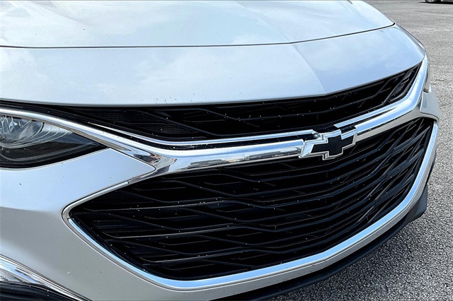 2022 Chevrolet Malibu RS photo 28
