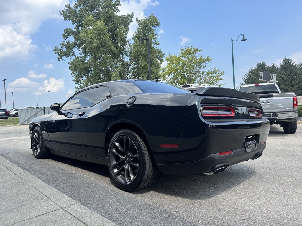 2022 Dodge Challenger R/T Scat Pack photo 4