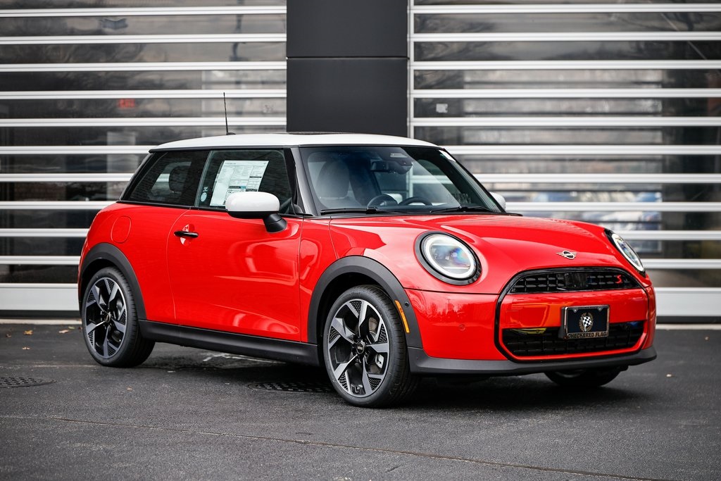 2026 MINI Hardtop 2 Door S's photo