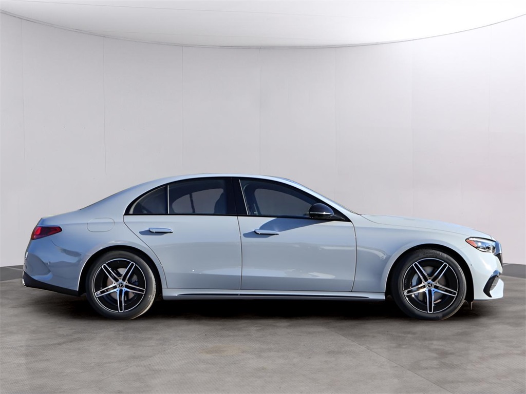 2026 Mercedes Benz E 350 4MATIC photo 3