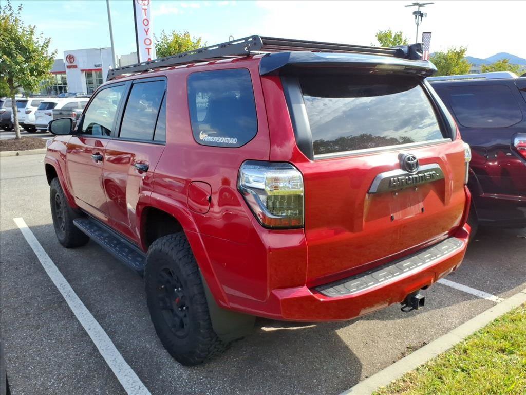 2021 Toyota 4Runner Venture Special Edition 4WD photo 2