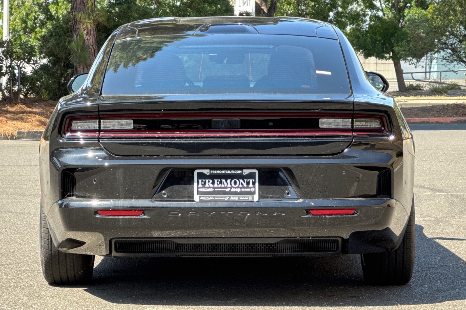2025 Dodge Charger R/T photo 4