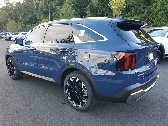 2026 Kia Sorento EX photo 2