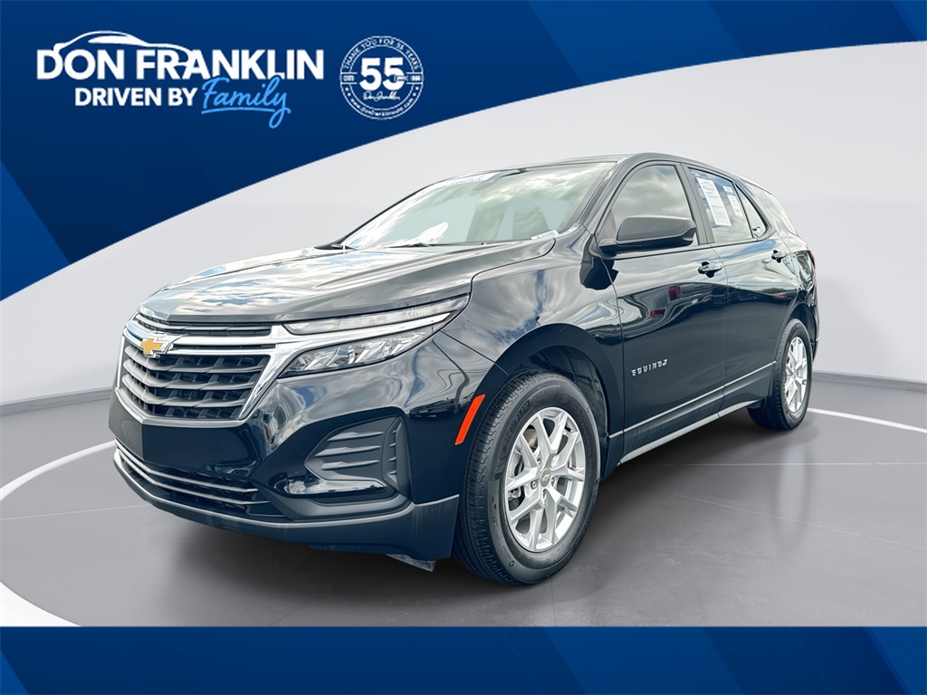 2024 Chevrolet Equinox LS's photo