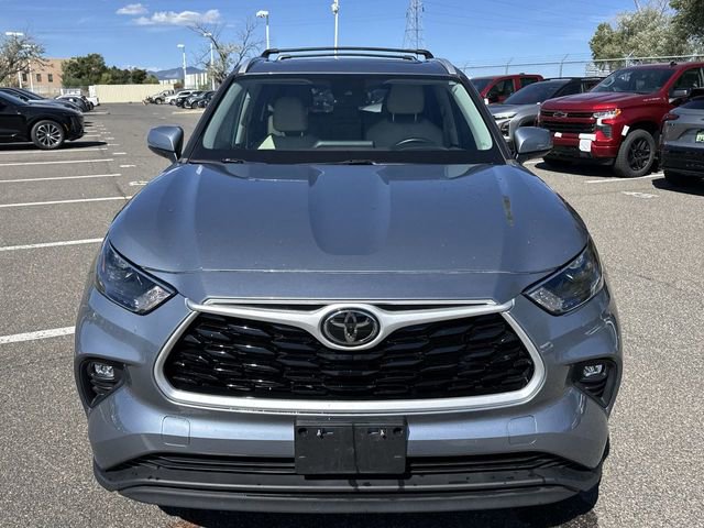 2022 Toyota Highlander XLE photo 24