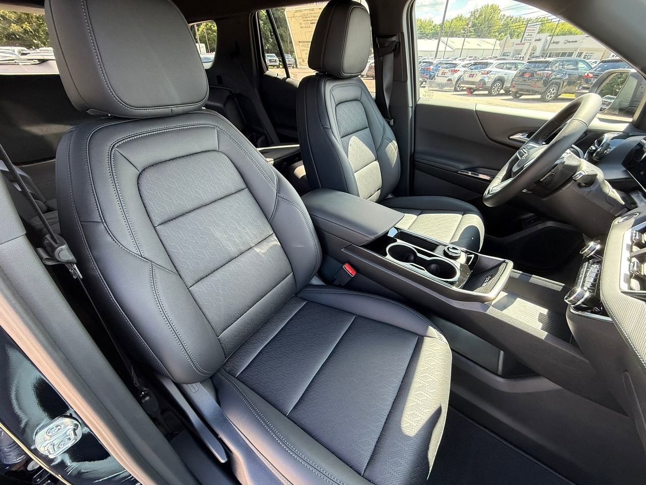 2026 Chevrolet Equinox LT photo 30