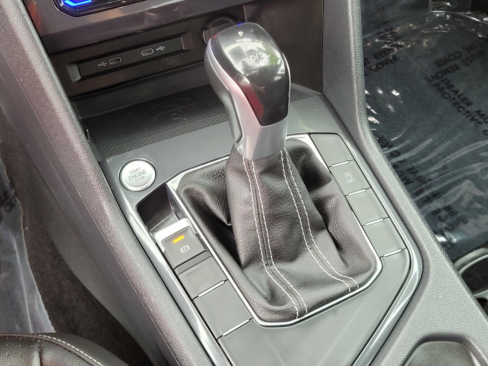 2022 Volkswagen Tiguan SE photo 20