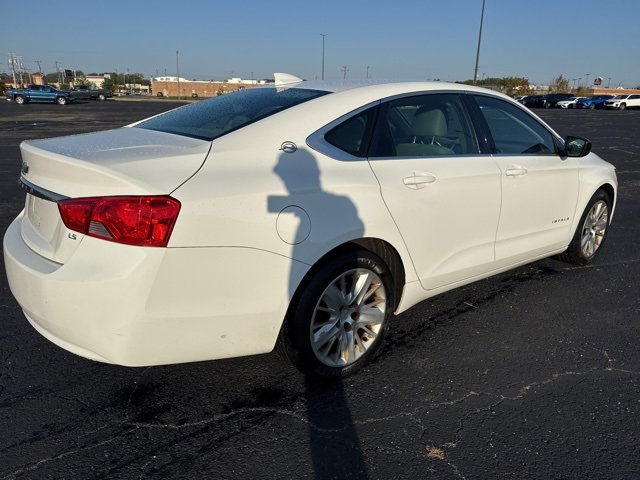2015 Chevrolet Impala LS photo 4