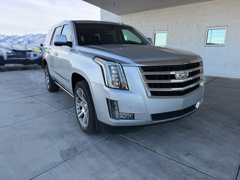 2017 Cadillac Escalade Premium Luxury's photo