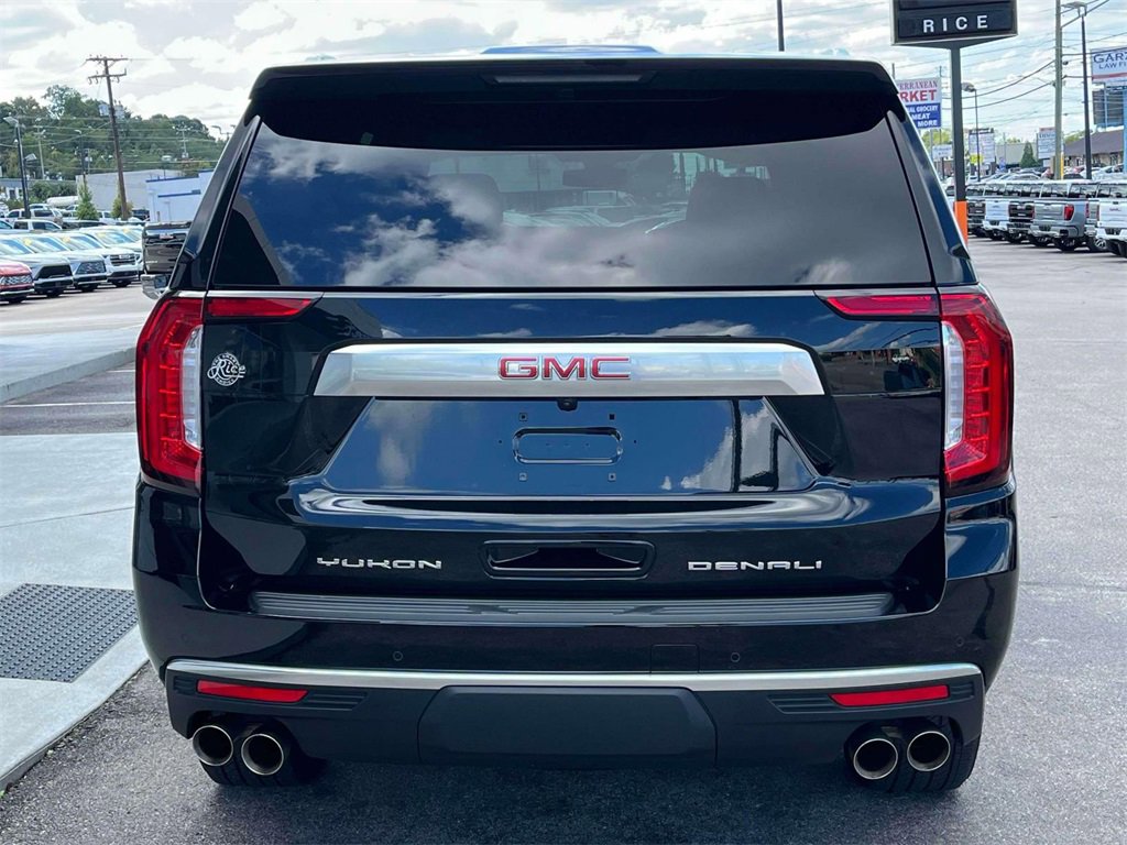 2022 Gmc Yukon Denali photo 3