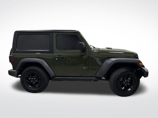 2021 Jeep Wrangler Willys photo 2
