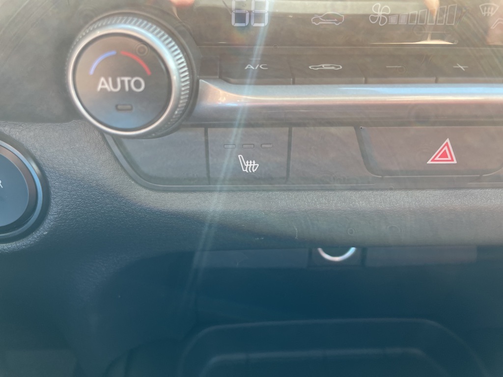 2025 Mazda CX-50 Premium photo 16