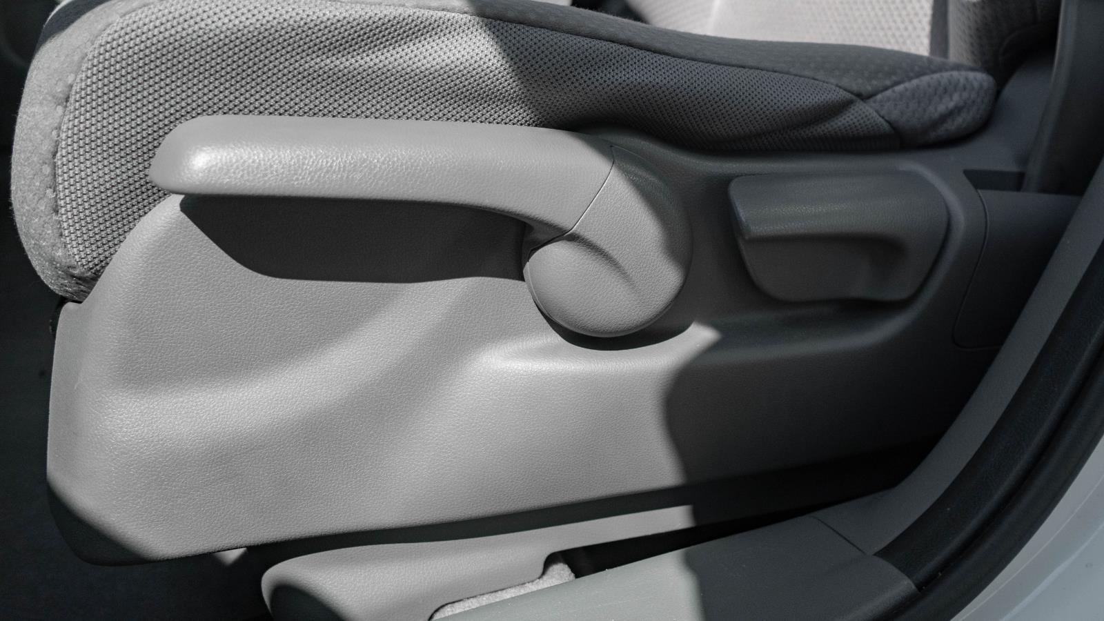 2008 Honda CR-V LX photo 10