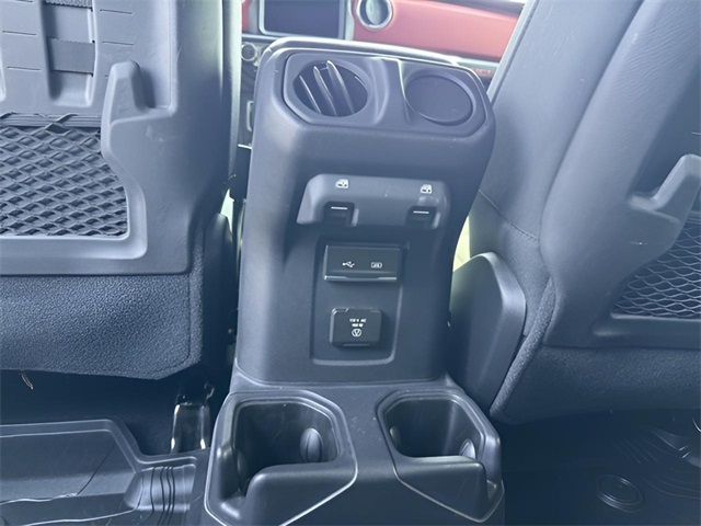 2018 Jeep Wrangler Unlimited Rubicon photo 17