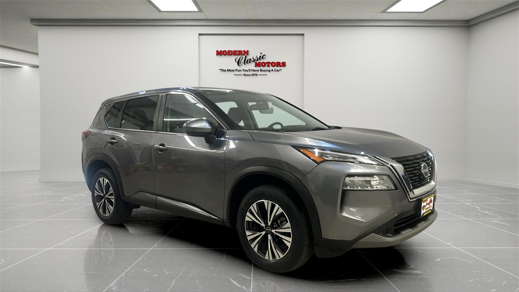 2023 Nissan Rogue SV's photo