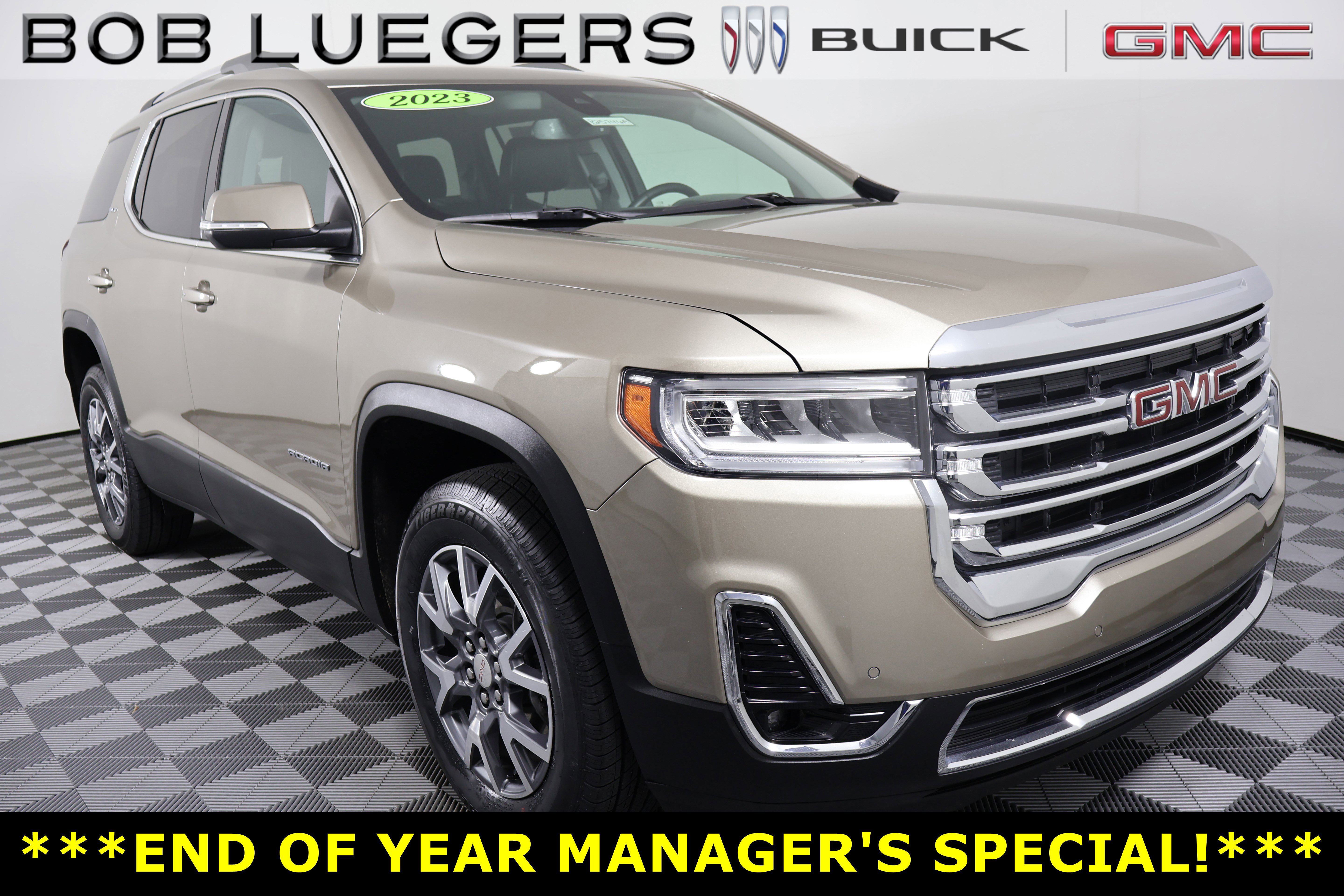 2023 GMC Acadia SLT's photo