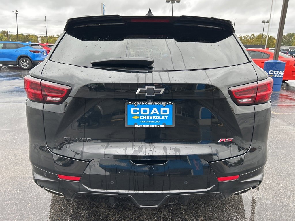 2023 Chevrolet Blazer RS photo 2