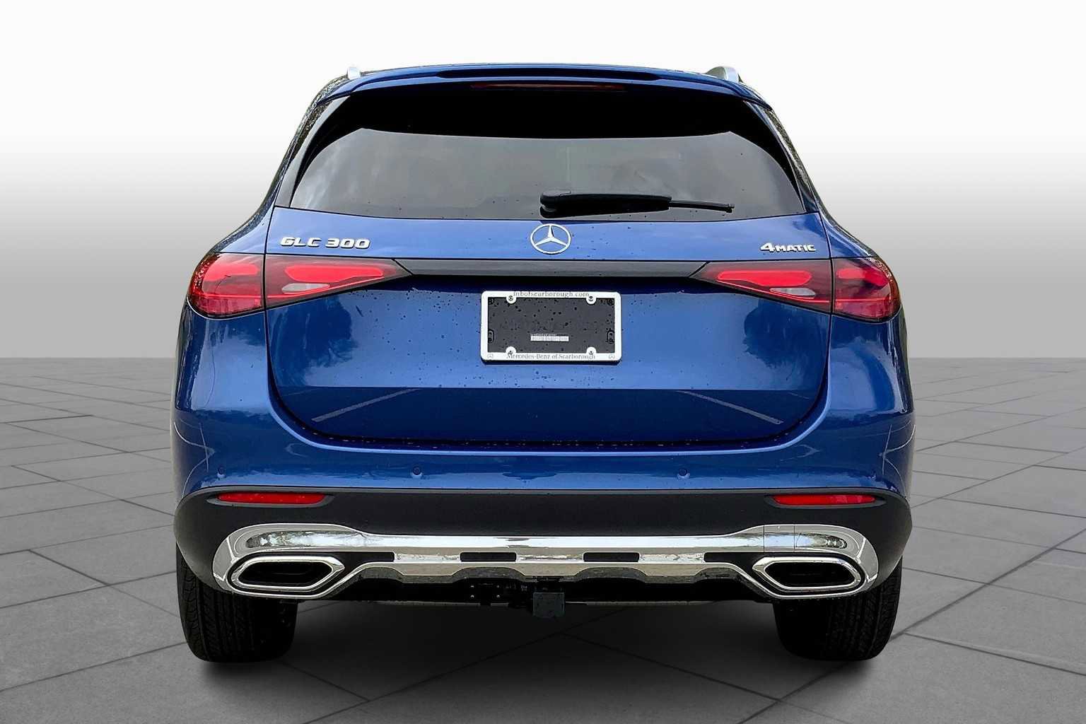 2025 Mercedes Benz GLC 300 4MATIC photo 4