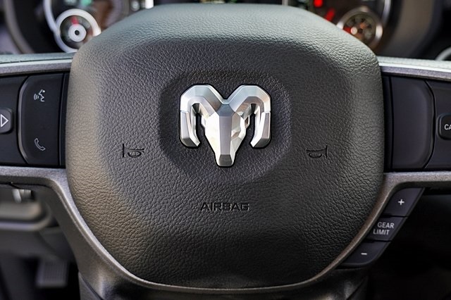 New 2024 Bright White Clear-Coat Exterior Paint RAM Tradesman image 40