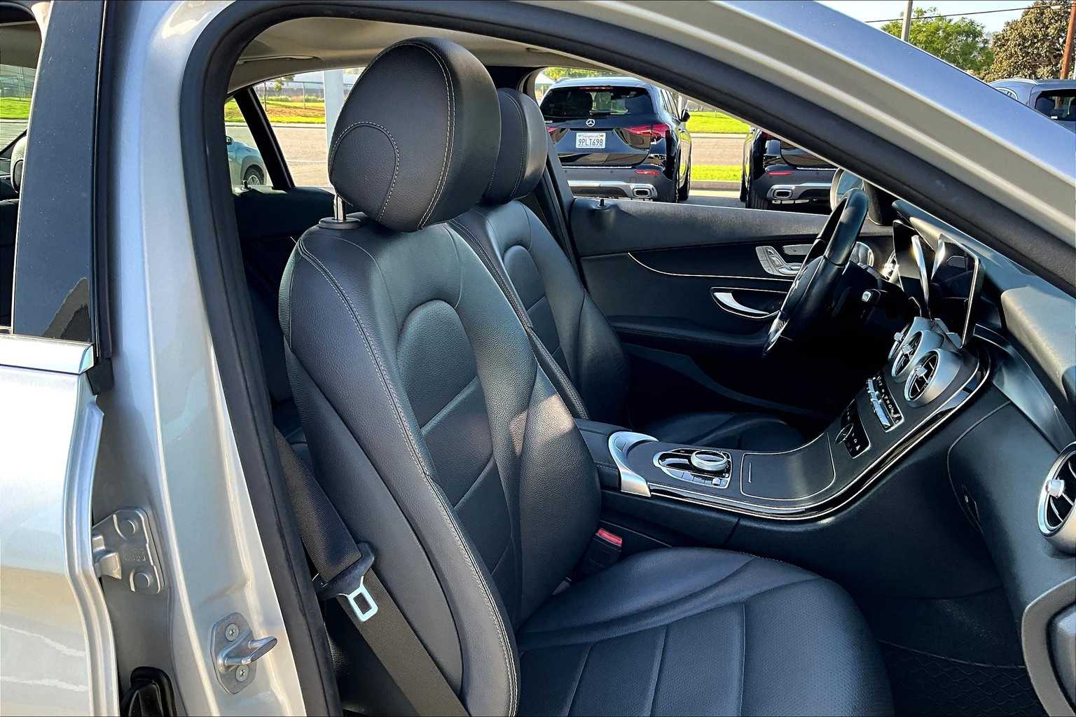 2021 Mercedes Benz C 300 photo 8