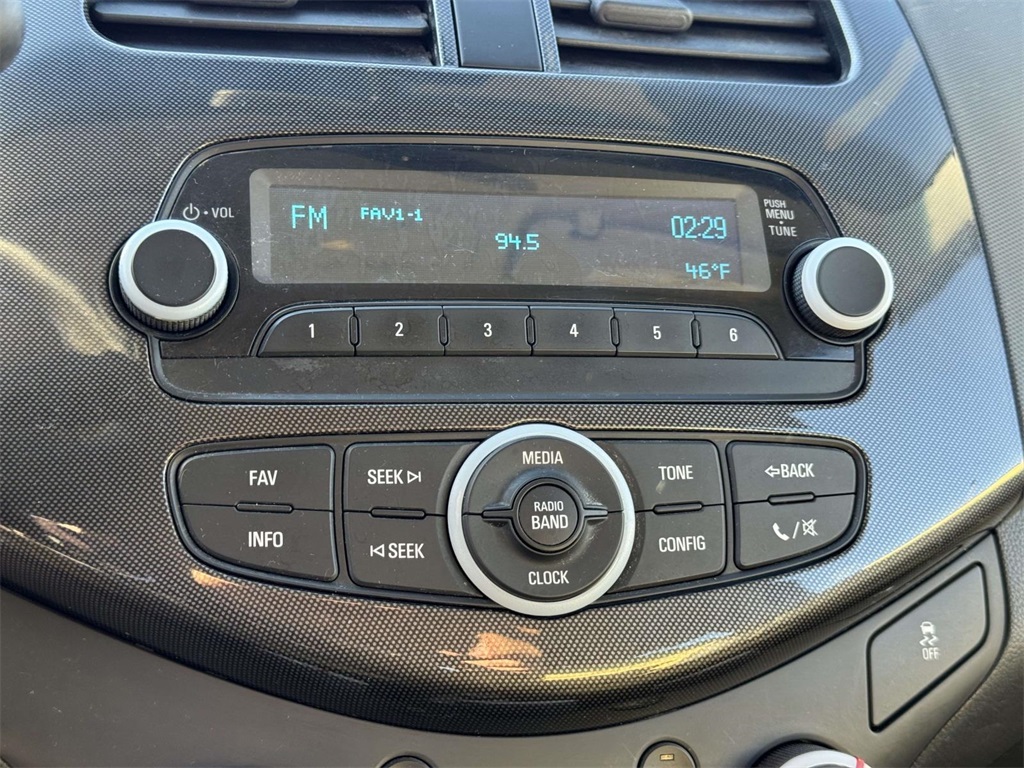 2014 Chevrolet Spark LS photo 3