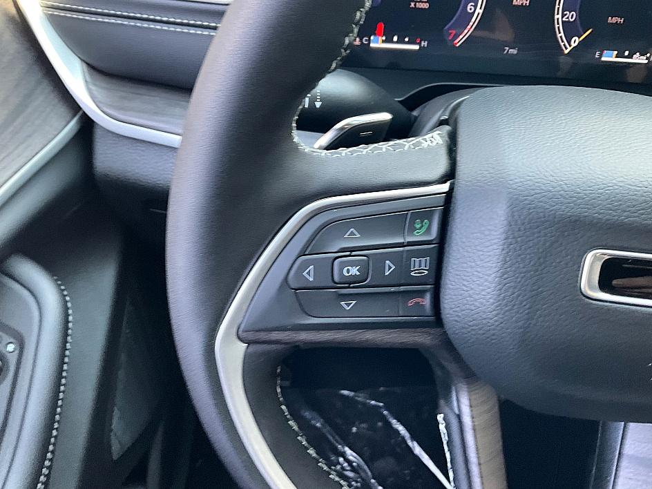 2025 Jeep Grand Cherokee Limited photo 27