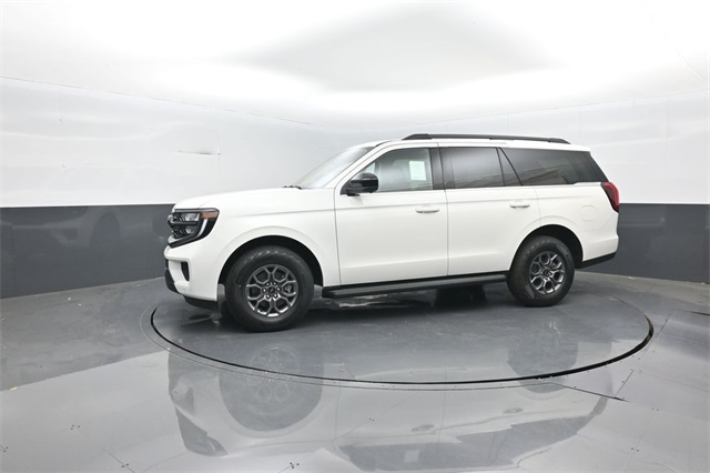2025 Ford Expedition photo 4