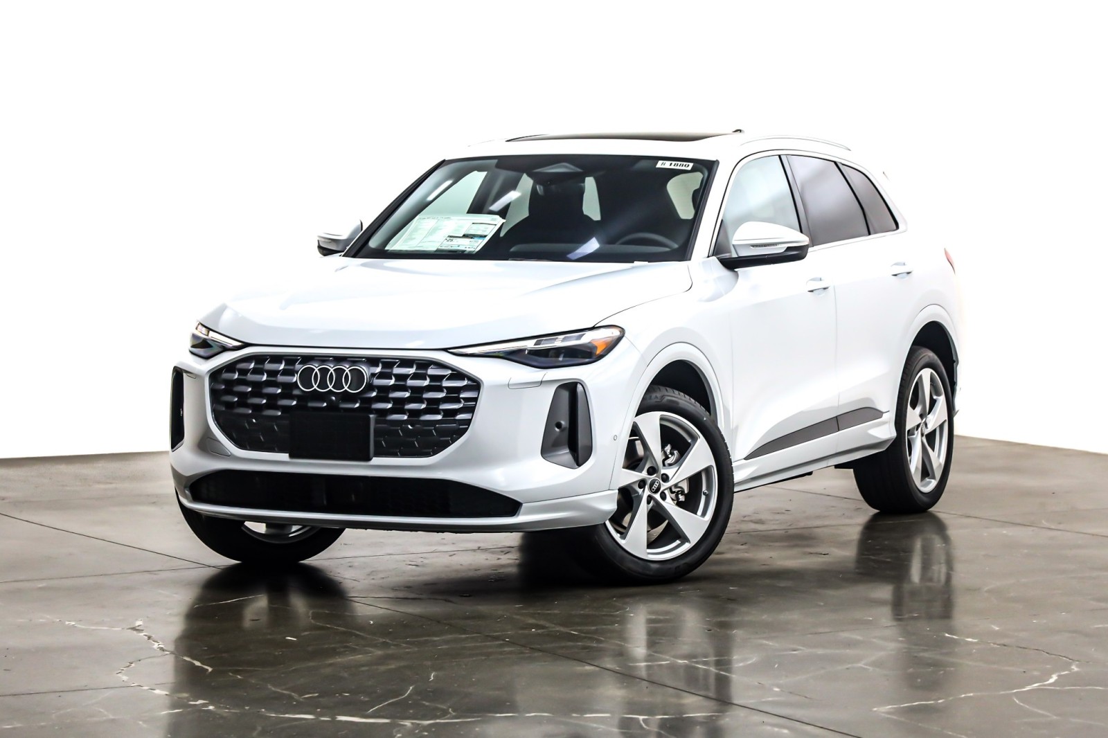 2025 Audi New Q5 Premium Plus's photo