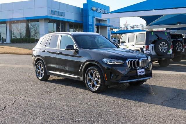 2023 BMW X3 30i's photo