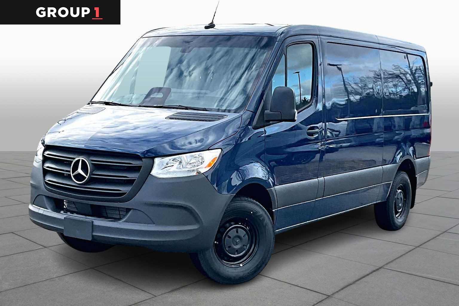 2026 Mercedes-Benz Sprinter Cargo Van Base's photo