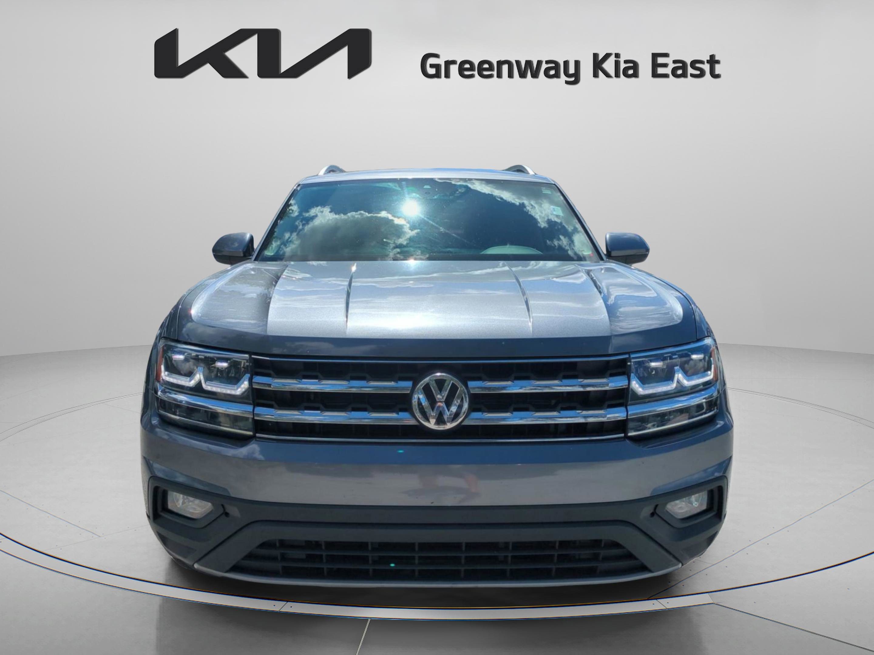 2019 Volkswagen Atlas V6 SE photo 3