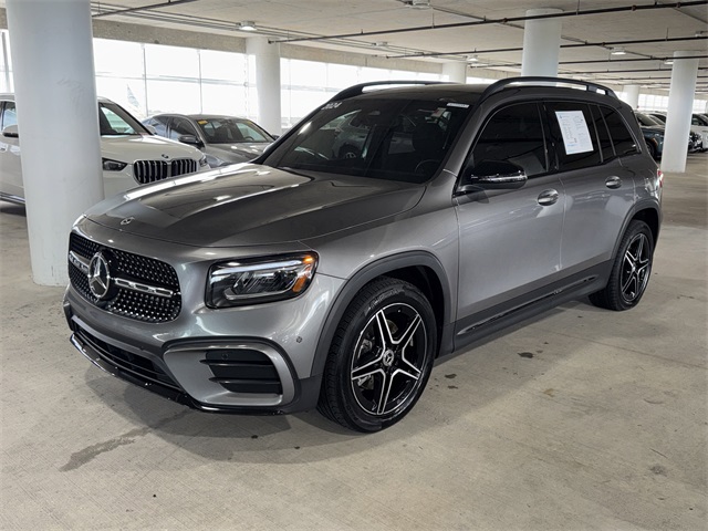 2024 Mercedes Benz GLB 250 photo 3