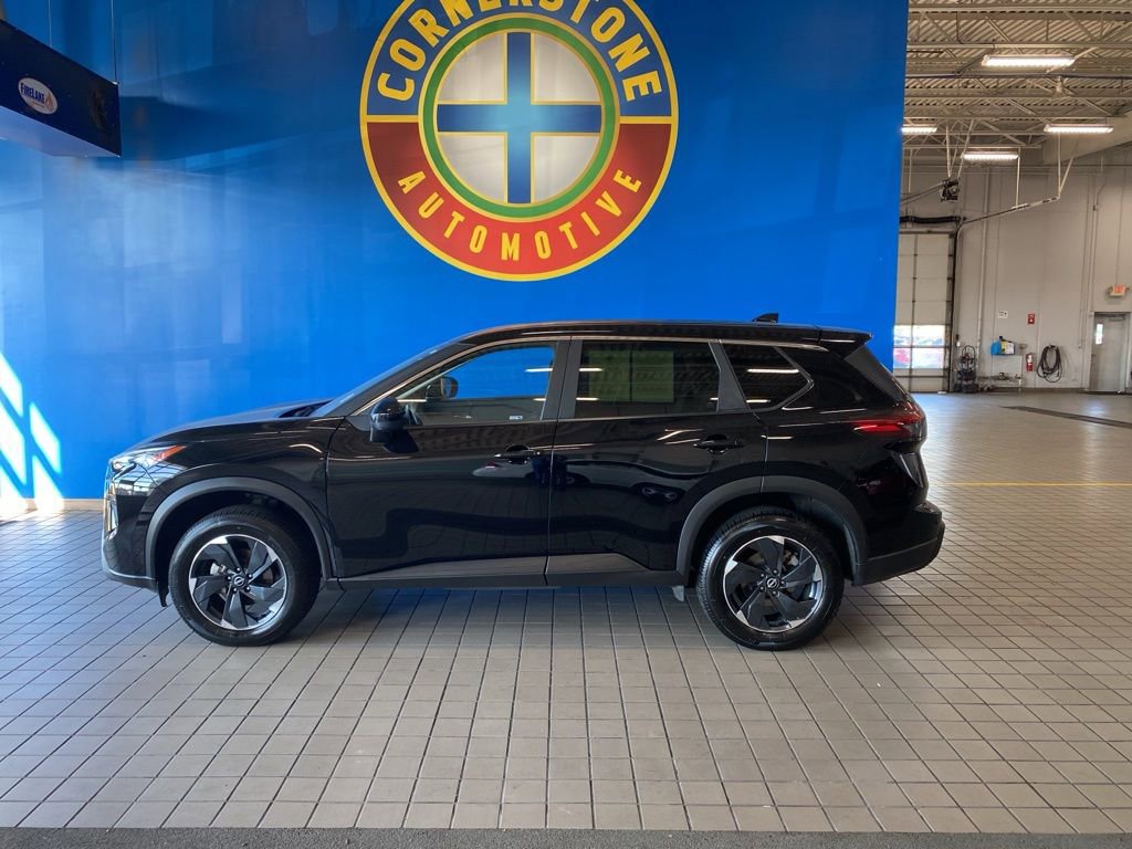 2024 Nissan Rogue SV photo 9