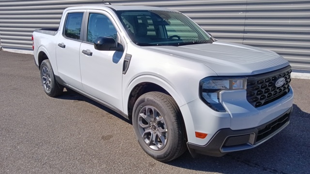 2025 Ford Maverick XLT's photo