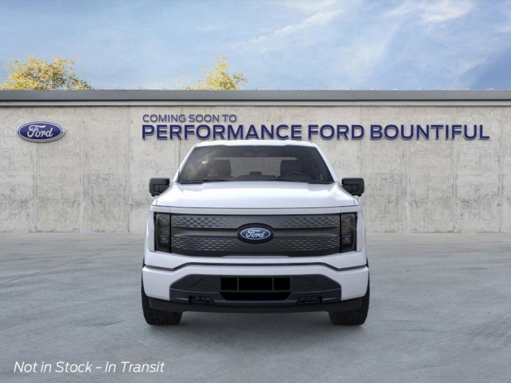 2025 Ford F-150 Lightning XLT photo 4