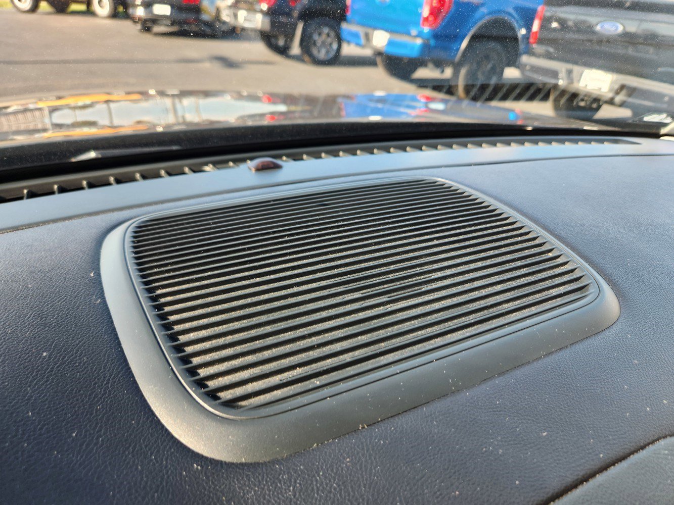 2022 Lincoln Corsair Standard photo 4