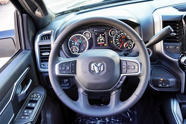 New 2026 Granite Crystal Metallic Clear-Coat Exterior Paint RAM Big Horn image 26