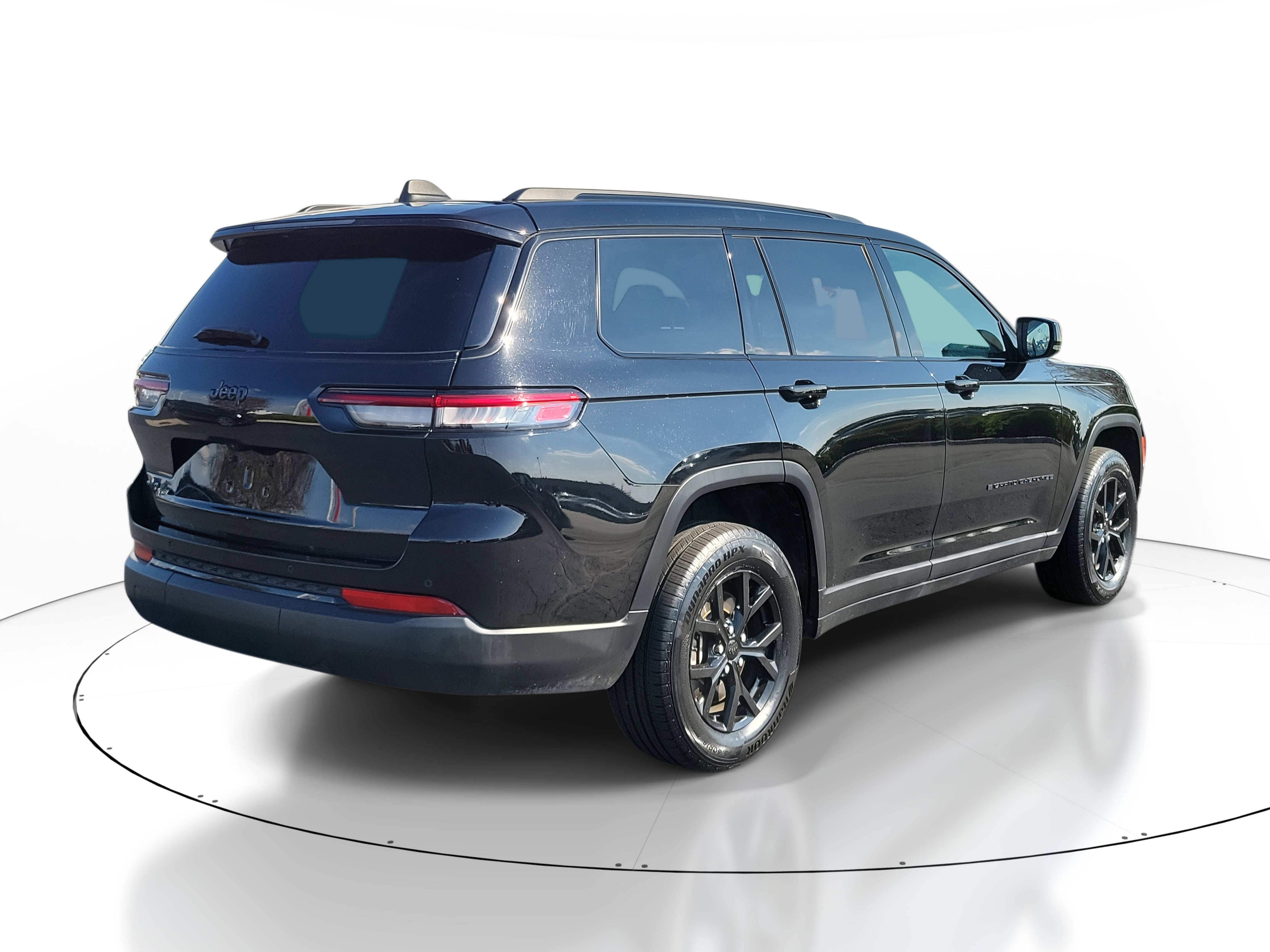 2024 Jeep Grand Cherokee Altitude photo 3
