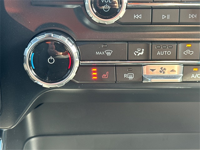 2025 Ford F-150 XLT photo 24
