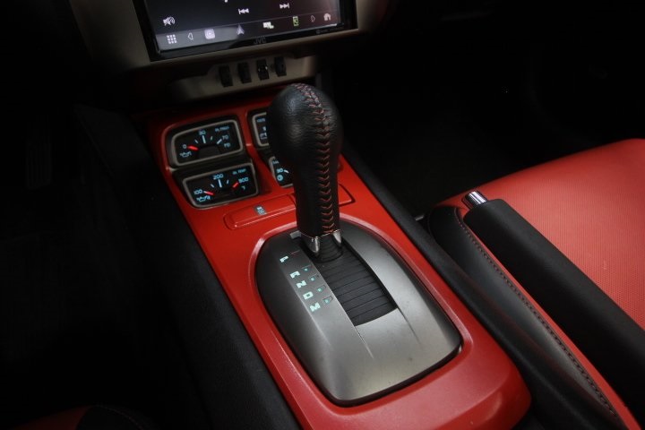 2011 Chevrolet Camaro 2SS photo 25