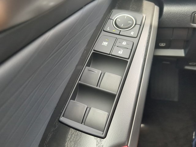 2025 Lexus IS 300 photo 22