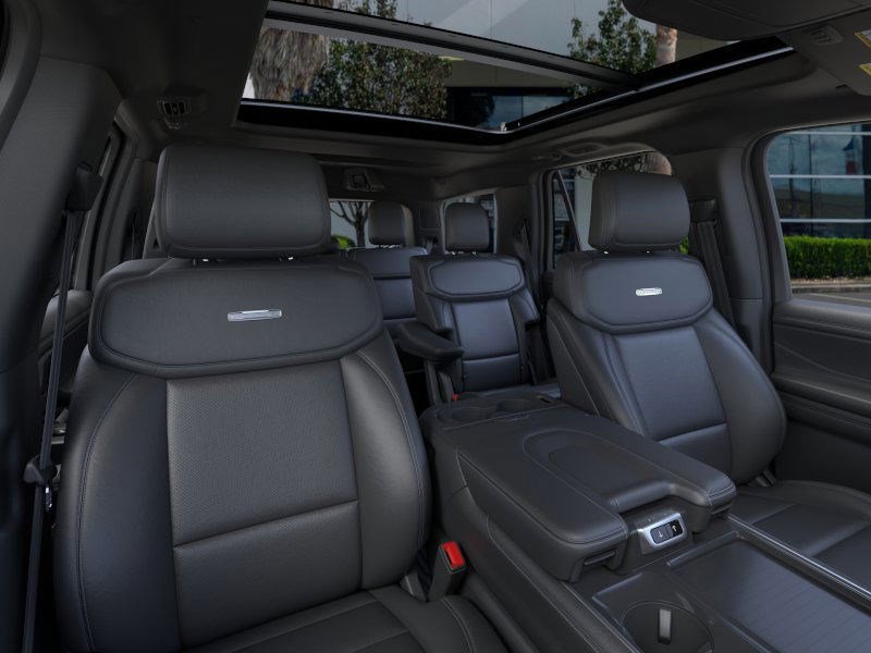 2025 Ford Expedition Platinum photo 8