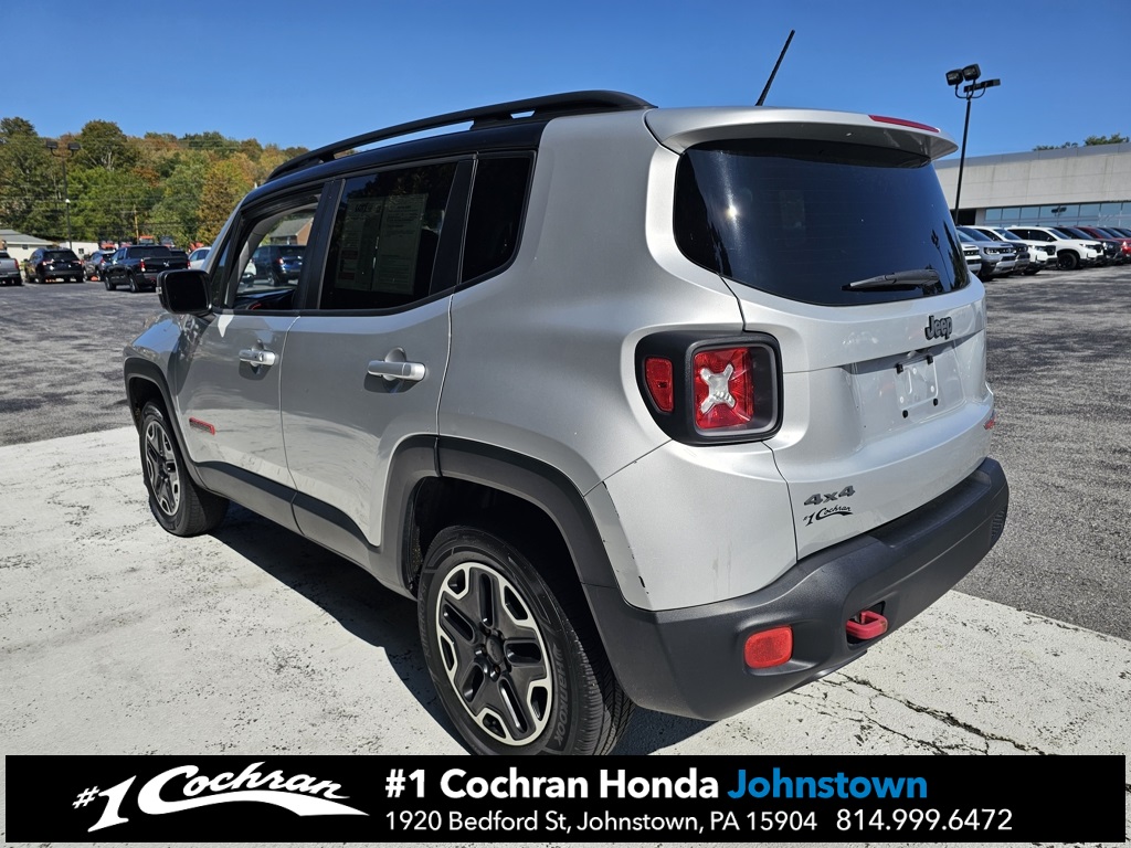 2016 Jeep Renegade Trailhawk photo 5