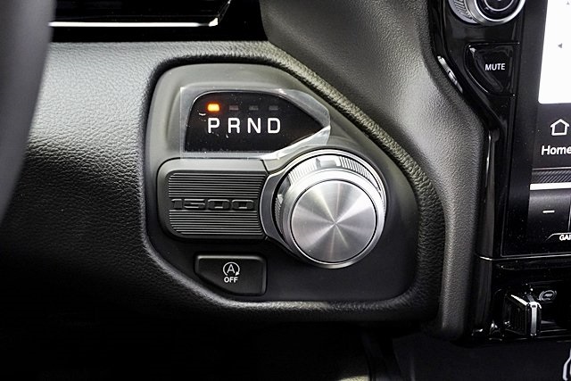 New 2026 Bright White Clear-Coat Exterior Paint RAM Laramie image 39