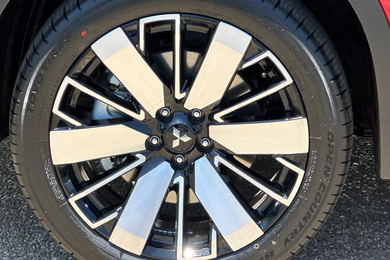 2025 Mitsubishi Outlander SEL photo 25