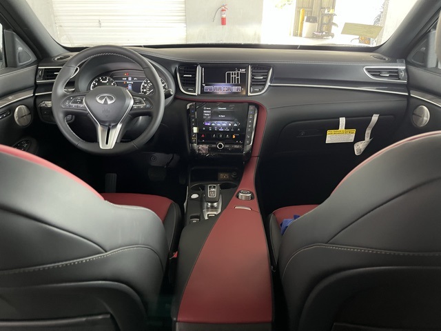 2025 Infiniti QX50 SPORT photo 13