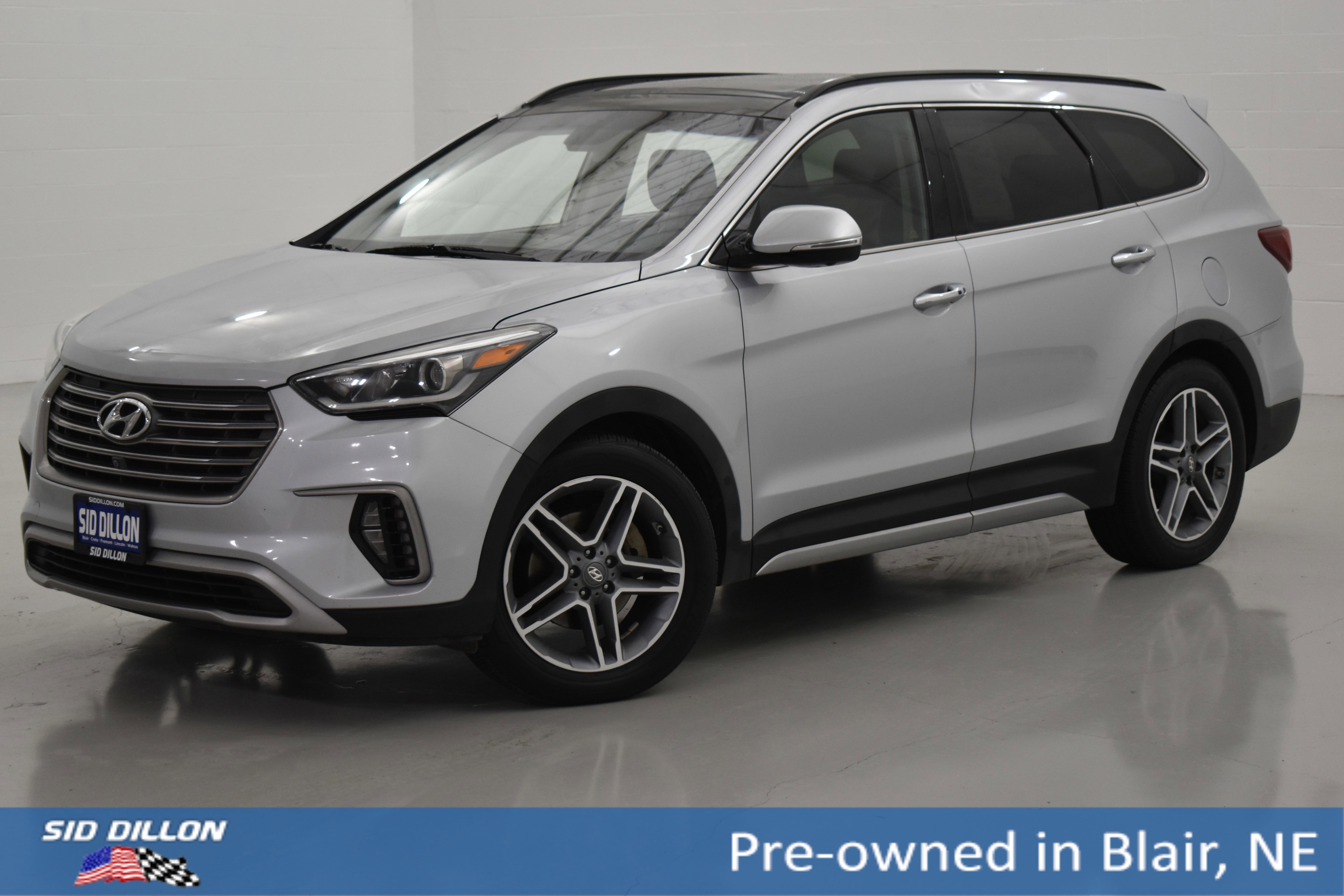 2017 Hyundai Santa Fe Limited Ultimate's photo